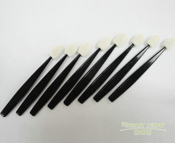 揭秘化妝刷套裝：不同臉型適合的刷型搭配指南